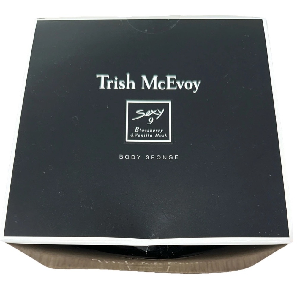 New Trish McEvoy Sexy 9 Body Sponge BlackBerry & Vanilla Musk & Seashell Dish